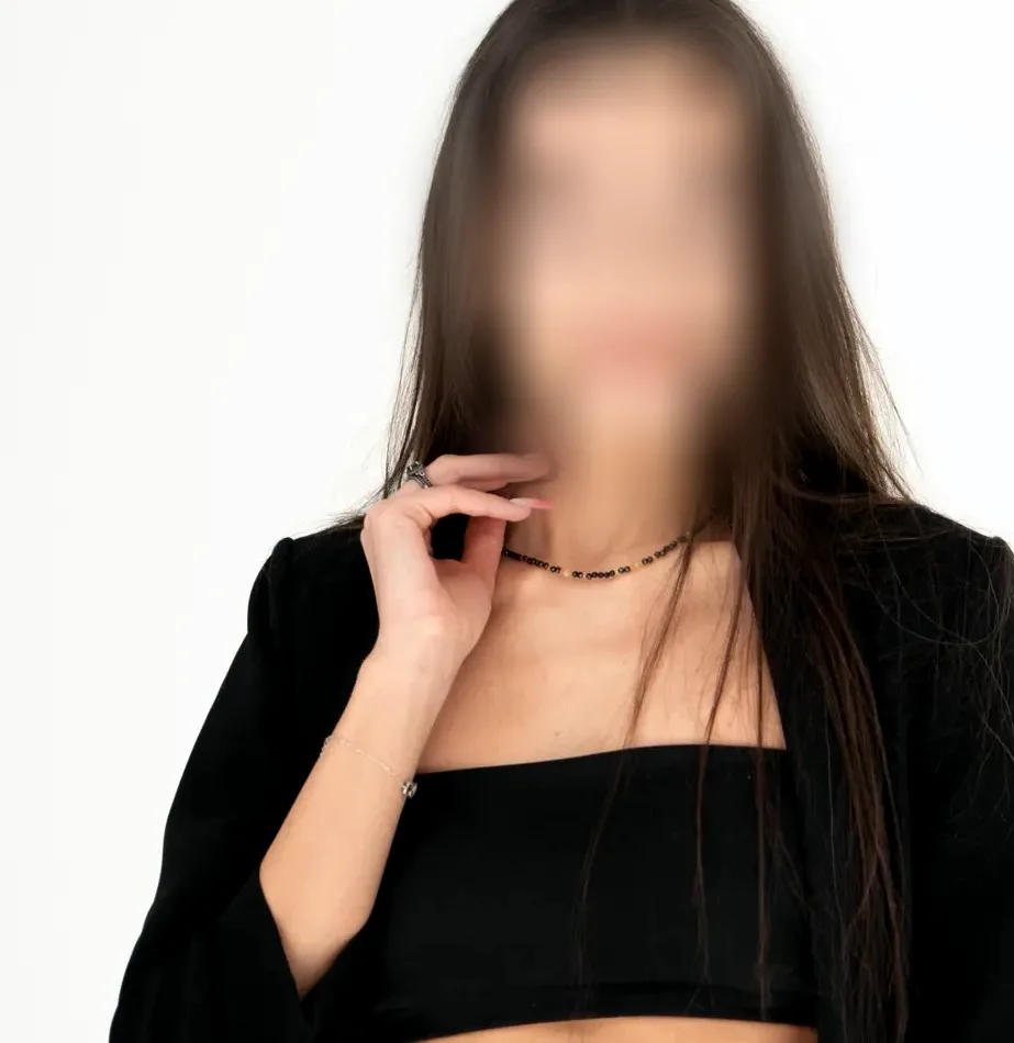 Anni, 28